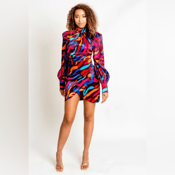 L’ATISTE | Women’s High Neck Cut Out Mini Dress Size Medium M - Picture 11 of 13